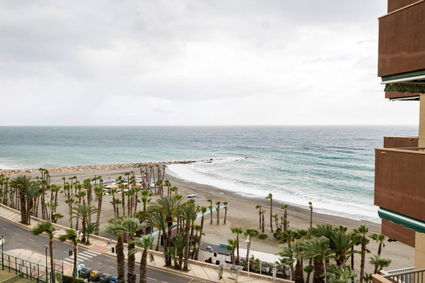 Gondolas 1ª Linea Playa Almuñécar Εξωτερικό φωτογραφία