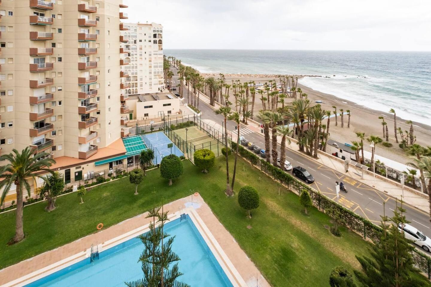 Gondolas 1ª Linea Playa Almuñécar Εξωτερικό φωτογραφία